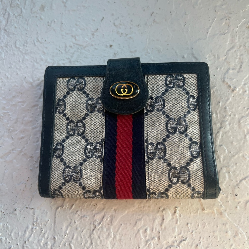 Gucci vintage Monogram Wallet with Red and navy Blue Stripe accessory collection